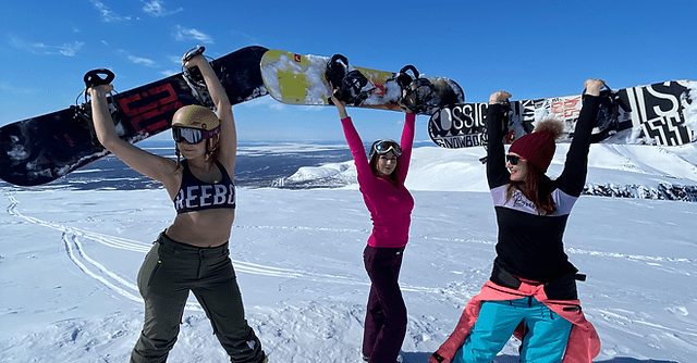 Найдено 468 отличных предложений по турам в горы. Gornolyzhnye Snoubord Tury V Hibiny Sankt Peterburg Skibusspb