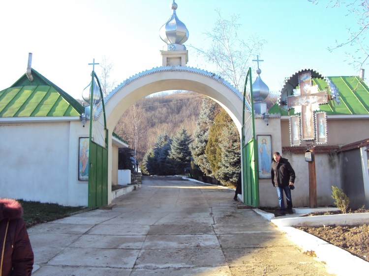 Основные моменты поездки в монастырь святого антония. Pravoslavnye Monastyri Moldovy Poezdka V Monastyr Voskresenie Gospodne S Zhapka