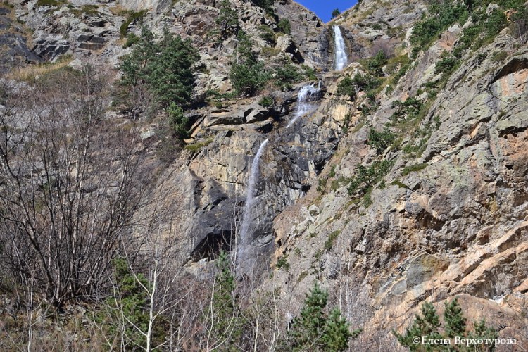 Дорога в актовский каньон не длинная. Digorskoe Ushele Selo Verhnyaya Digoriya Za Odin Den